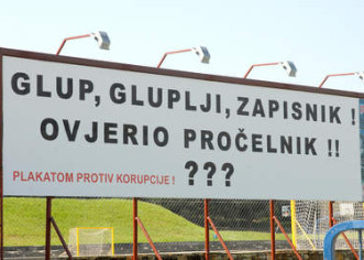 NOVI JUMBO PLAKAT HANN-INVESTA »PROTIV KORUPCIJE«