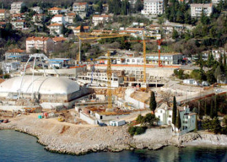 Kako Rijeka obveznicama gradi bazene (a mi imamo projekte)