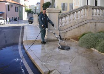 Kako čistiti kamene površine