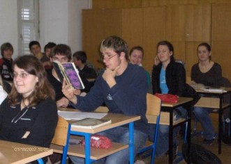 Studentica novinarstva u Ljubljani održala učenicima opće gimnazije predavanje na temu «Medijska konstrukcija spolova»