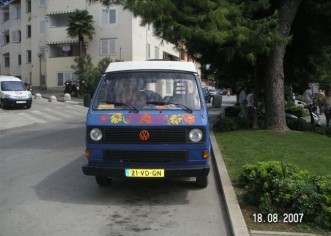 Auto "Djece cvijeća" iz zemlje tulipana