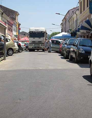 Živahan promet u Zagrebačkoj ulici