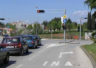 Novi semafori kod pošte  i autobusnog kolodvora proradili danas, 28.4., oko 15 sati