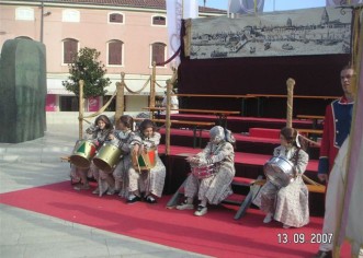 Generalna proba izazvala veliki interes za: Giostru !