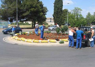 Rotor – giardino – hortikultura uzvraća udarac asfaltnom planetu…