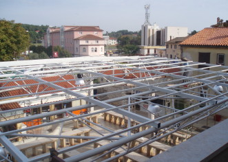 Iz Usluge:  Rekonstrukcija limenog krova na tržnici u Poreču