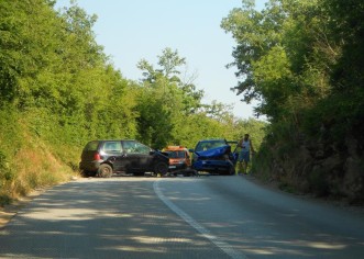 Dvije osobe ozlijeđene u sudaru kod Sv. Lovreča