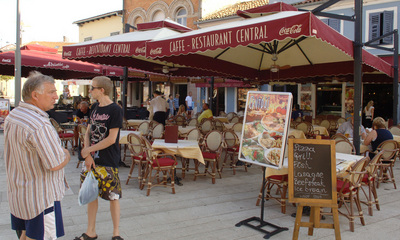 Poreč zatvara terase neplatišama