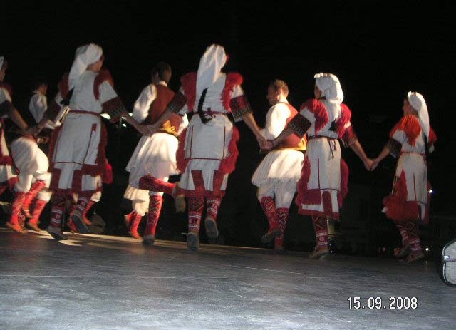 Folklorni ansambl "Bitola" rasplesao Poreč