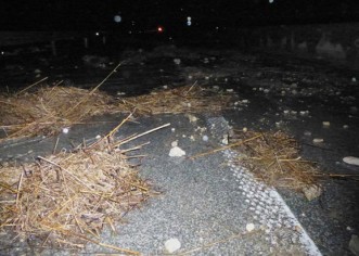 Zbog poplave zatvorena cesta Antenal-Tarska vala, policija blokirala prilaze
