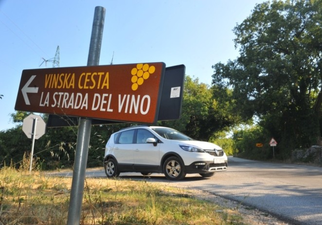 “Neka naša Istra blista”: Na vinskoj cesti konobi ni traga, ali turiste zato dočekuju tone smeća