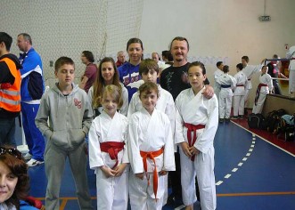 Devet medalja za karatiste Finide na Rijeka Kupu