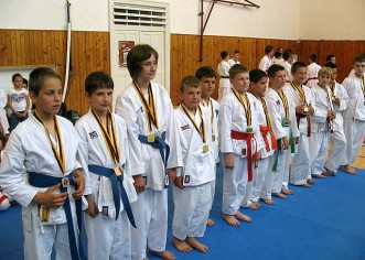 Karate: "Finida" sa 25 medalja iz Županijskog prvenstva u katama