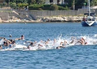 Plivački mini maraton Stoja Valsaline: Dariju Lackoviću i Anji Trišić pobjede i rekordi