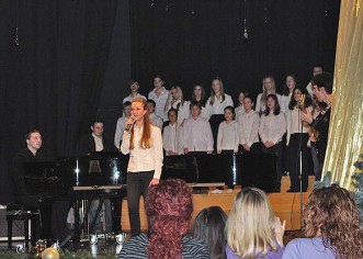 Božićni koncert učenika glazbene škole ispunio porečko kazalište