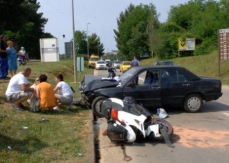 Oduzeo prednost motociklu