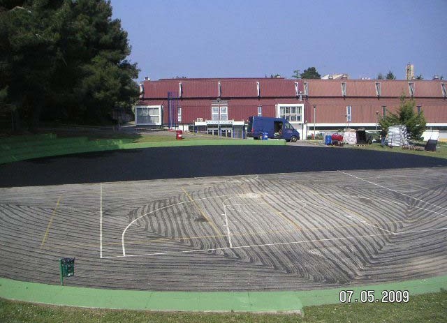 Nova podloga za košarku na vanjskim terenima uz dvoranu "Veli Jože"