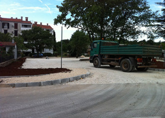 Novo parkiralište u ulici Rajka Stipe