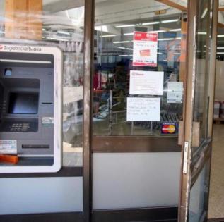 Opljačkan bankomat u Červar Portu