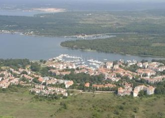 Jezero kod Tara za navodnjavanje i golf