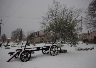 Snijeg zalepršao Istrom, sutra nastavak oborina