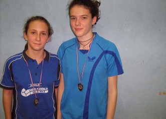 Stolni tenis: Mateja Prširić i Ana Pia Načinović vicešampionke „Kinder Olimpijade“!