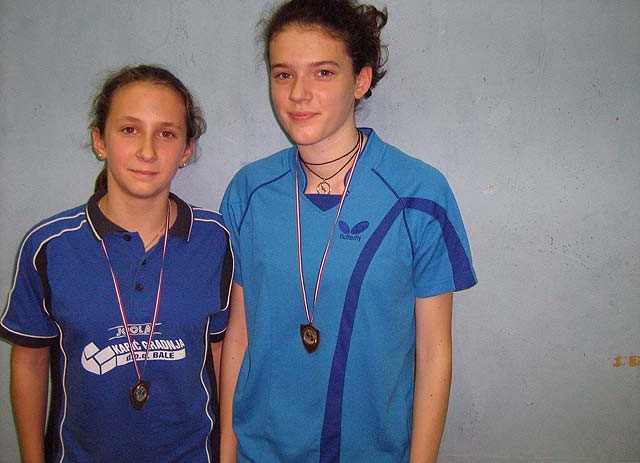 Stolni tenis: Mateja Prširić i Ana Pia Načinović vicešampionke „Kinder Olimpijade“!