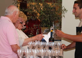 Na porečkoj rivi malvazija ponuđena sa štihom glamoura