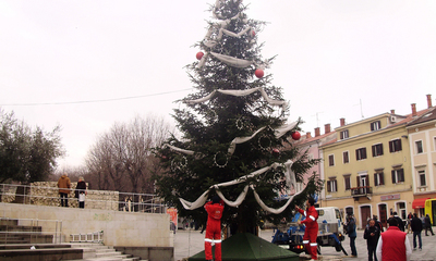 Za blagdanske ukrase najviše izdvaja Rovinj