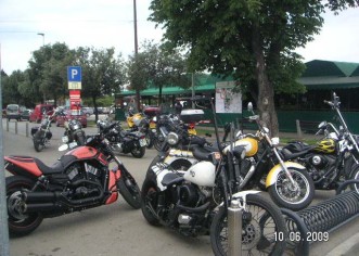 Bikeri na Gradskoj tržnici