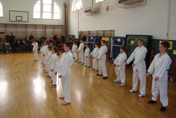 Održana redovna izborna skupština u Karate  klubu Finida i polaganje za pojaseve