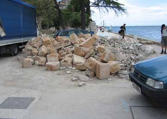 Kamenje sa starogradskih ulica još uvijek na Peškeri