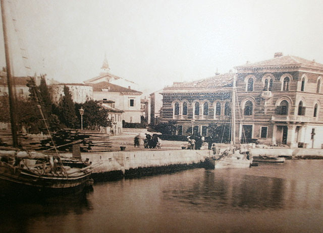 IZLOŽBA STARIH FOTOGRAFIJA I PREDAVANJE O ANTIFAŠIZMU U DOMU ZA STARIJE I NEMOĆNE OSOBE