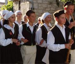 U subotu, 21. srpnja, održava se 33. Smotra narodne glazbe i plesa u Sv. Lovreču