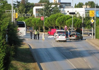 Jutros oko 6:30 poginuo vozač skutera na semaforima kod autobusnog koldvora