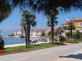 853Porec_riva.jpg