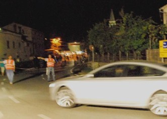 U Novoj Vasi zbog fešte zatvorili županijsku cestu, vozači u zamci