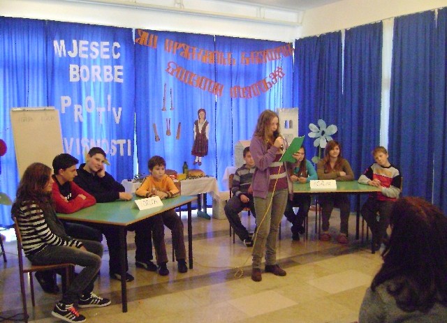 Osnovna škola Joakima Rakovca aktivno se uključila u Mjesec borbe protiv ovisnosti
