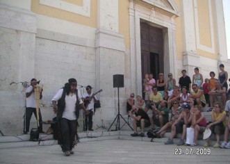 Trg Slobode u Poreču sa cjelodnevnom kulturnom ponudom