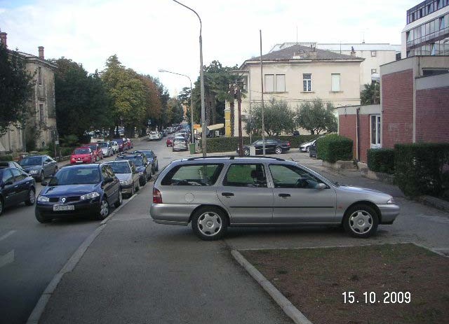 Porečke "auto-barikade"