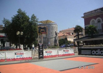 Basket na Rivi