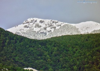 Snijeg zabijelio Grobničke Alpe, na sjeverozapadu Slovenije padao do nizina