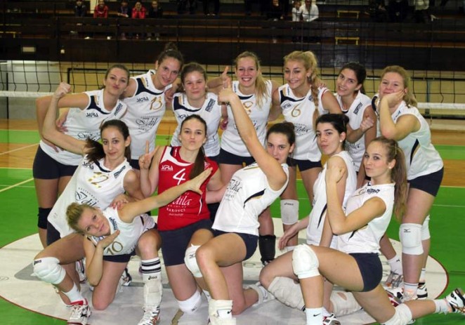 Utakmicom finala prvenstva Istre juniorke OK Poreč donjele prvi naslov u 2013 goodini….