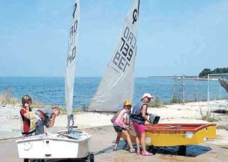 POREČKI MALIŠANI NAUČILI JEDRITI ZAHVALJUJUĆI DONACIJI NACIONALNOG LIONS KLUBA