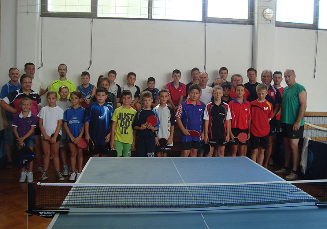 Stolni tenis : Zgrablić L., Antolović K., Augustinović M. i Jakovetić B. Prvaci “Lovrečeve 2013”.