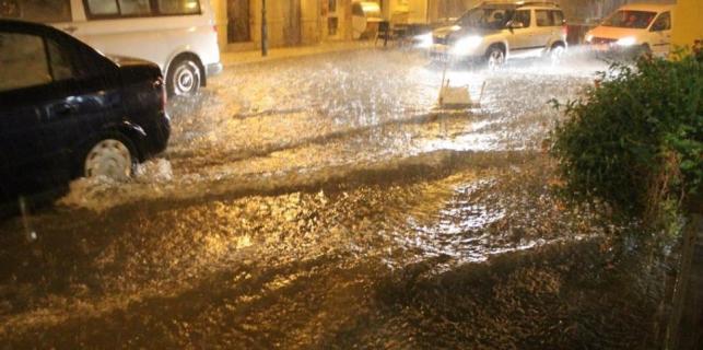 Poplavljen centar Rovinja, u Barbanu 71 mm kiše u sat vremena !