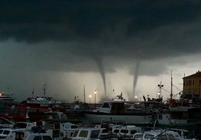 Jaka kiša, grmljavina i tuča protutnjali od Rovinja do Umaga, u Rovinj pijavice