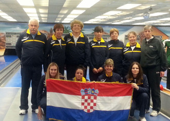 Prvi ovosezonski poraz Porečkih kuglačica KK Zagreb : ŽKK Istra Poreč 6:2 (3211:3181)
