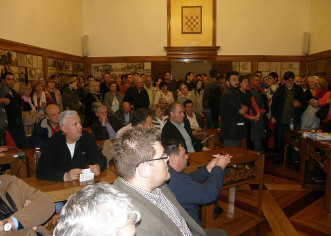 Iz Pule: Građani okupirali gradsku vijećnicu – rasprava o Muzilu odgođena !