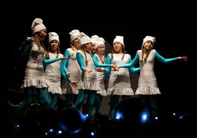 Plesači Udruge MOT08 izveli svoj Božićni program